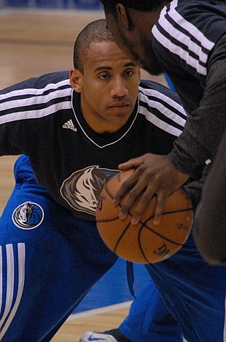 <span class="mw-page-title-main">Dahntay Jones</span> American basketball coach and player (born 1980)