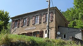 The town hall in Fontanès-de-Sault