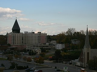 <span class="mw-page-title-main">Mohawk Valley</span> Six-county region in New York, United States