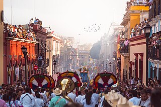 <span class="mw-page-title-main">Public holidays in Mexico</span>