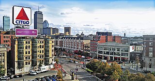 <span class="mw-page-title-main">Kenmore Square</span> Square in Boston, Massachusetts, United States