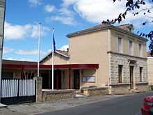 Arbanats Mairie.jpg