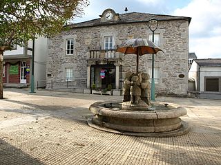 <span class="mw-page-title-main">Castroverde</span> Municipality in Lugo, Spain