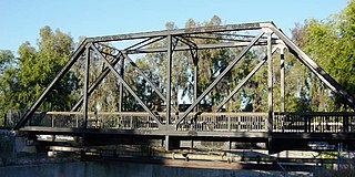 <span class="mw-page-title-main">Truss</span> Rigid structure that consists of two-force members only