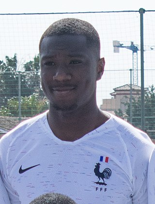 <span class="mw-page-title-main">Sikou Niakaté</span> Footballer (born 1999)