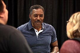 Ernie Hudson (26610660899).jpg