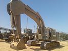 מחפר ממוגן מדגם CAT 330, שופל ממוגן מדגם CAT 966 ומקדח-בורות מדגם טאטרה-דרילר חונים בבסיס צבאי בגזרת חבל עזה.