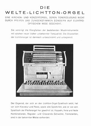 <span class="mw-page-title-main">Sampler (musical instrument)</span> Device that records and plays back samples