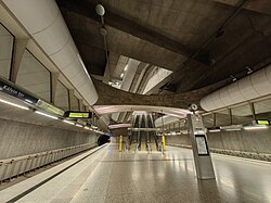 Az M4-es metró állomása