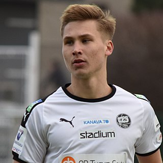 <span class="mw-page-title-main">Miro Tenho</span> Finnish footballer (born 1995)