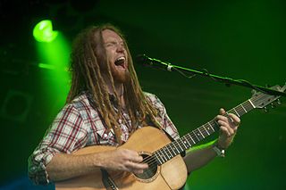 <span class="mw-page-title-main">Newton Faulkner</span> Musical artist