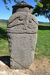 Réplique de la statue-menhir de Pousthomy no 1