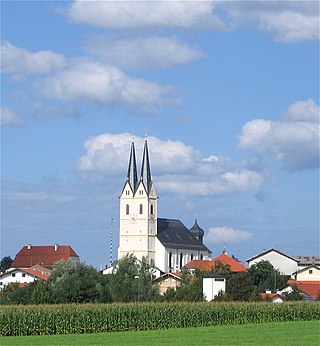 <span class="mw-page-title-main">Tuntenhausen</span> Municipality in Bavaria, Germany