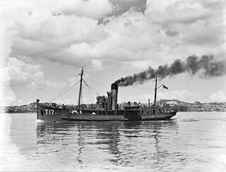 HMNZS <i>Hinau</i> (T17) A Castle-class minesweeper of the Royal New Zealand Navy