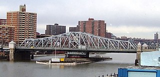 <span class="mw-page-title-main">Madison Avenue Bridge</span> Bridge between Manhattan and the Bronx, New York