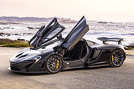 Une McLaren P1