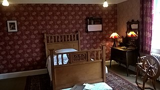 Winterbourne bedroom 2016.jpg