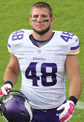 <span class="mw-page-title-main">Zach Line</span> American football player (born 1990)