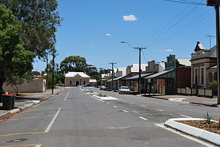 <span class="mw-page-title-main">Hamley Bridge, South Australia</span> Town in South Australia