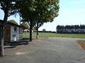 Le stade avant la construction de la nouvelle salle des fêtes.