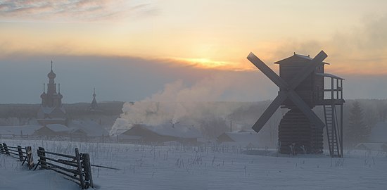 Moulin à vent à Kimja, Oblast d'Arkhangelsk, Russie.