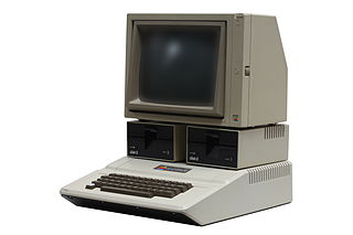 <span class="mw-page-title-main">Apple II</span> 1977–1993 series of microcomputers