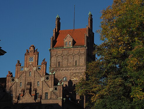 Das Neue Justizgebäude München (The "New Court Building")