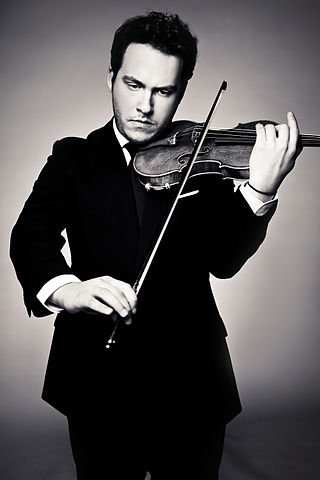 <span class="mw-page-title-main">Giora Schmidt</span> American-Israeli violinist