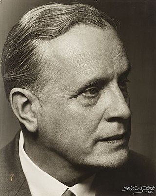 <span class="mw-page-title-main">Rolf Nevanlinna</span> Finnish mathematician (1895–1980)