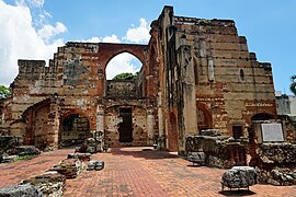 Ruinas Hospital San Nicolás de Bari