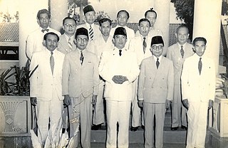 <span class="mw-page-title-main">Natsir Cabinet</span> Indonesian first cabinet 1950–1951