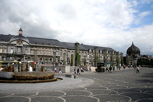 La place Saint-Lambert et le palais des princes-évêques