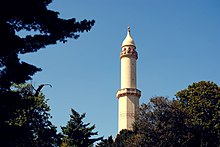 Orientální architekturu lze nalézt i na území České republiky. Dobrým příkladem je minaret z Lednicko-valtického areálu.