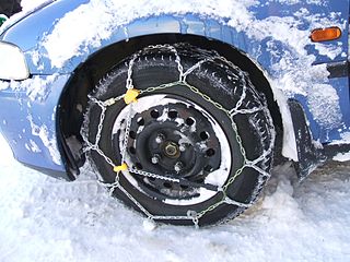 <span class="mw-page-title-main">Snow chains</span> Devices fitted to the tires of vehicles to improve traction on snow and ice