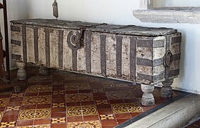 All Saints, Stansfield - Chest - geograph.org.uk - 4830815.jpg