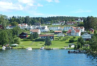 <span class="mw-page-title-main">Kapp, Norway</span> Village in Østre Toten, Norway