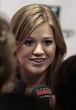 Thumbnail for File:Kelly Clarkson, Women's World Awards 2009 d.jpg