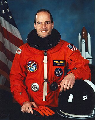 <span class="mw-page-title-main">G. David Low</span> American astronaut (1956–2008)