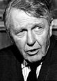 Ralph Bellamy in 1971 geboren op 17 juni 1904