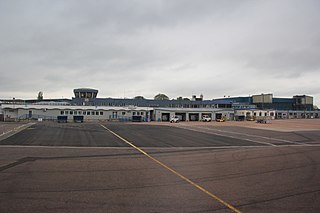 <span class="mw-page-title-main">Exeter Airport</span> Airport in Devon, South West England