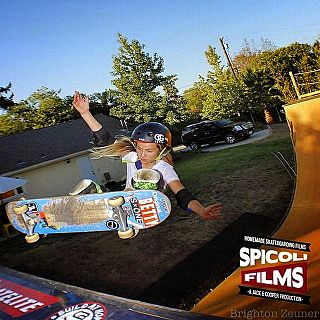 <span class="mw-page-title-main">Brighton Zeuner</span> American professional skateboarder (born 2004)