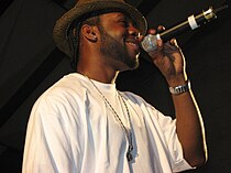 Dwele