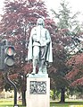 Statue in Bedford, May 2007