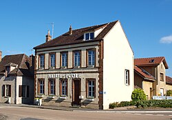 Skyline of Montacher-Villegardin