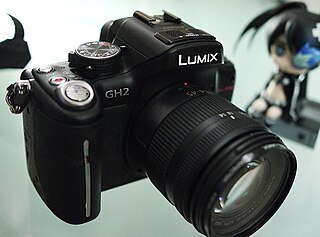 <span class="mw-page-title-main">Panasonic Lumix DMC-GH2</span> Camera model