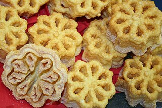 <span class="mw-page-title-main">Rosette (cookie)</span> Deep-fried pastry