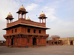 Overhang of the Diwan-e-khas (Hall of private audience, Fatehpur Sikri, built 1570s, Mughal architecture.