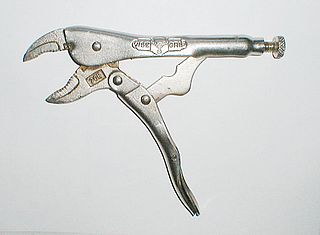 <span class="mw-page-title-main">Locking pliers</span> Clamping hand tool