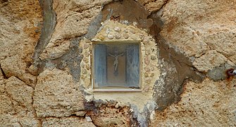 Shrine to Christ in Wied Iż-Żurrieq.jpg