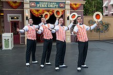 Dapper Dans (34399831576).jpg